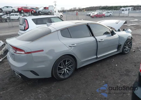 2022 Kia Stinger Gt-Line z USA, uszkodzony, nr VIN KNAE35LD2N6118271